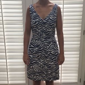 Lily Pulitzer V Neck Sleeveless Sheath Dress